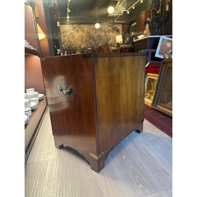 1950s Vintage Hekman Campaign Chest in Warm Walnut With Brass Hardware [Rg] For Sale - Image 5 of 6