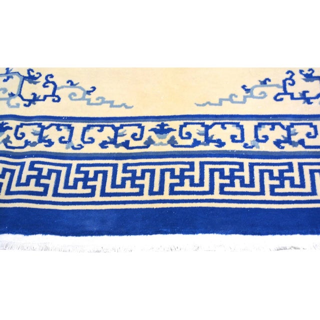 Vintage Chinese Art Deco Hand Knotted Wool Rug,9'10'' X 15'3'' For Sale In New York - Image 6 of 6