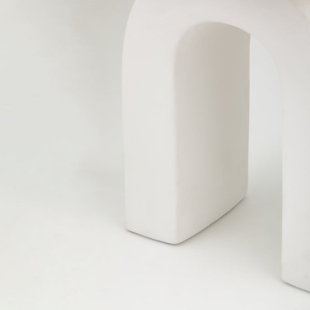 Mitzi Roshani 12.25 in. 1 Light Table Lamp in Aged Brass and Ceramic Matte White Finish For Sale In New York - Image 6 of 11