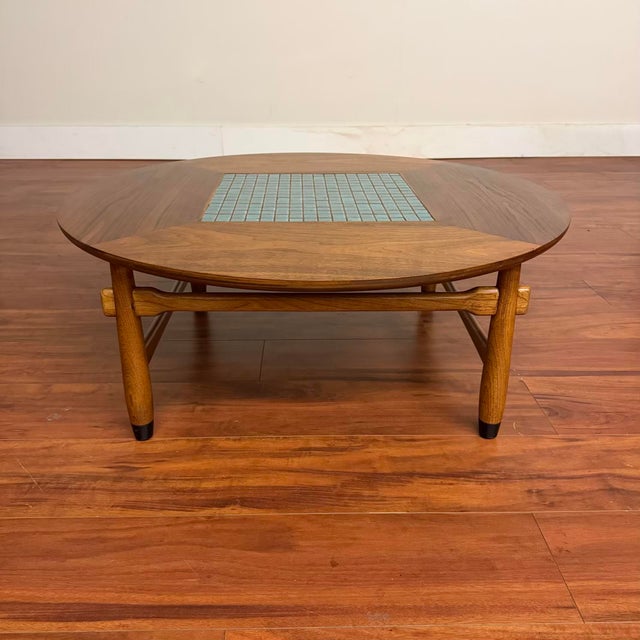 1950s Lane Walnut Mid-Century Coffee Table With Tile Inlay For Sale - Image 5 of 11
