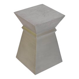 Example of Constantin Brancusi Decor