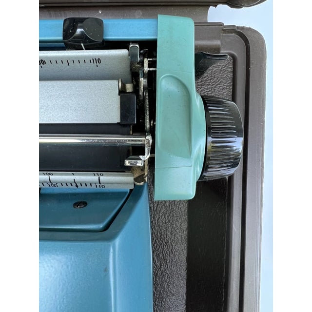 Vintage Smith Corona Galaxie 12 Typewriter For Sale - Image 9 of 12