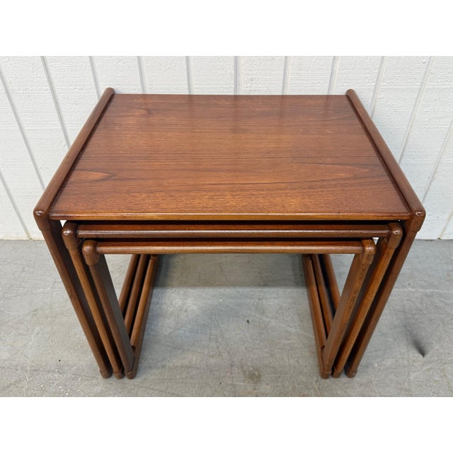 Mid-Century Danish Modern Teak Nesting Tables -Set of 3 For Sale In Philadelphia - Image 6 of 7
