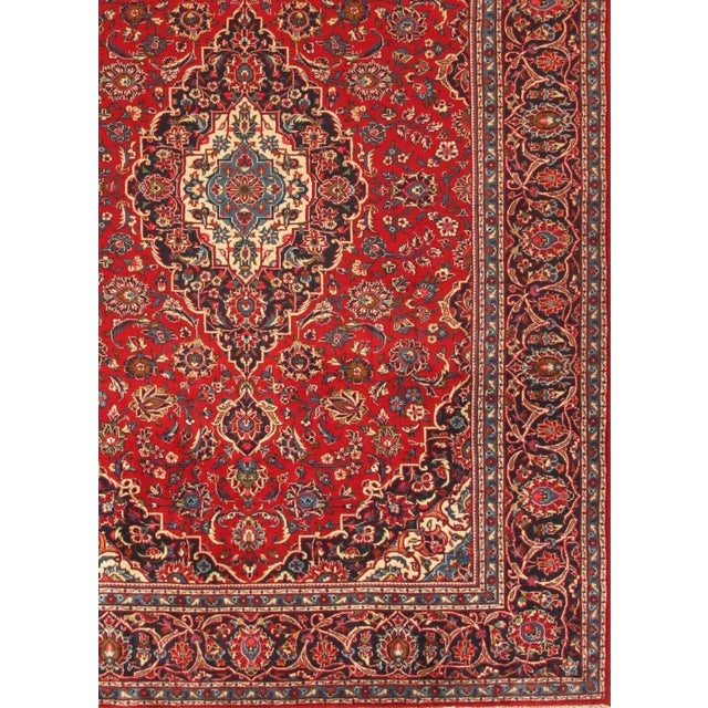 Middle Eastern Rug in Wool For Sale - Image 4 of 11