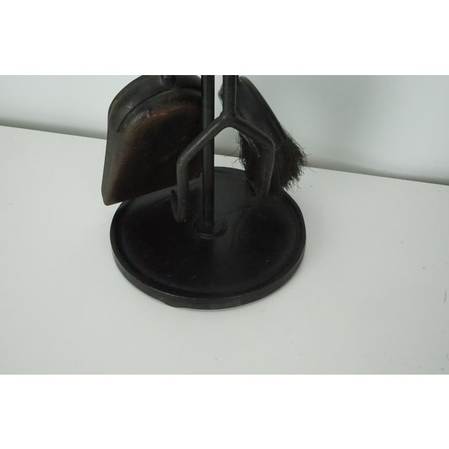 1960s Vintage Mid Century Modern Fireplace Tool Set Wood Handles Brass Black Iron For Sale - Image 5 of 10