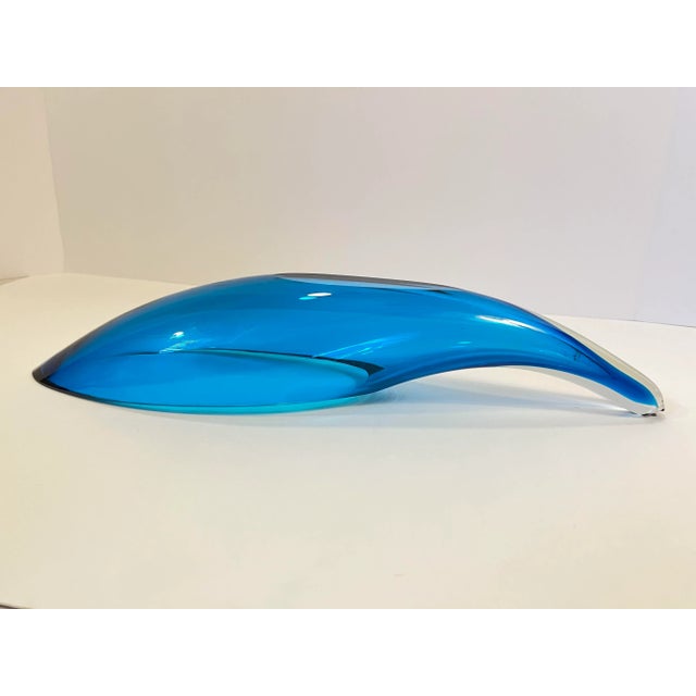 American Circa 1960s Blenko Blue Glass Horn Shaped Vase For Sale - Image 3 of 5