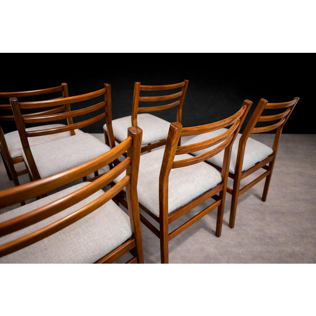 Set of 8 Chairs in Caviuna Wood & Linen, Alexandre Rapoport, 1960s For Sale - Image 11 of 13