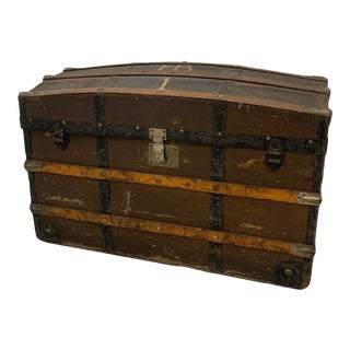 Antique Rustic Steamer Trunk For Sale
