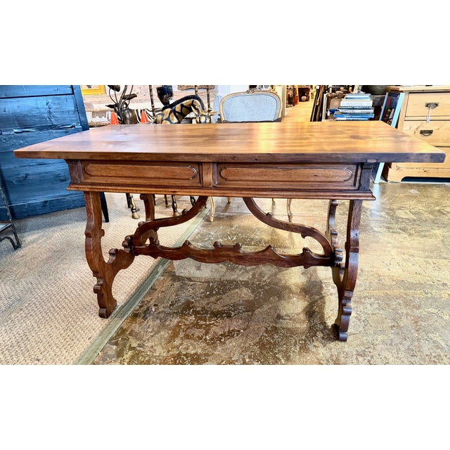 Italian Baroque-Style Writing or Side Table in Walnut, 19th Century For Sale In Los Angeles - Image 6 of 14