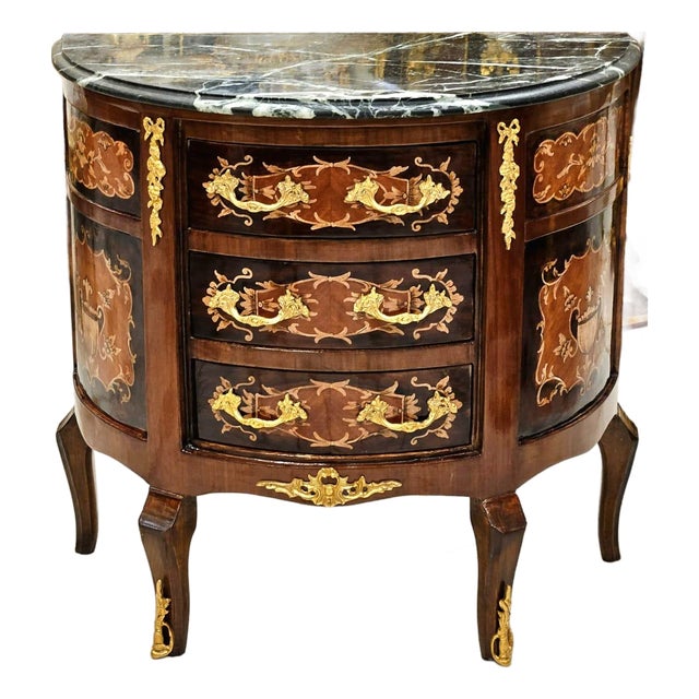 French Louis XV Bombe Chest With Marble Top, Three Drawers & Gold Leaf Bronze Mounts For Sale