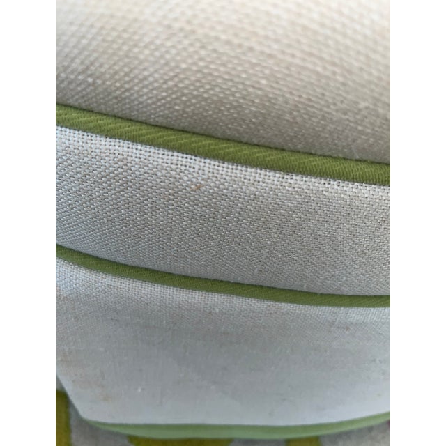 Vanguard Tufted White Ottoman For Sale In Houston - Image 6 of 10