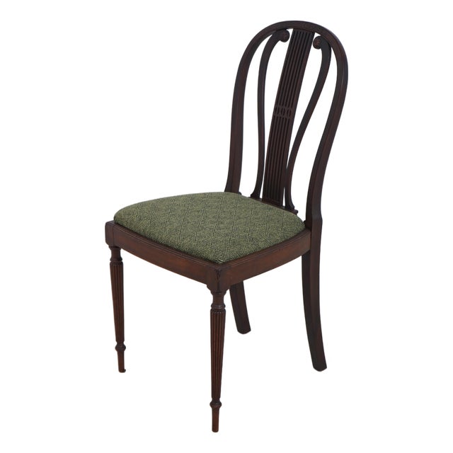 Vintage Mahogany Balloon Back Sheraton Side Chair For Sale