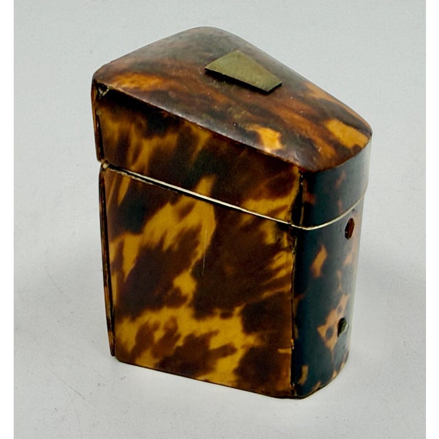 19th Century Pair of Victorian Horn Travel Perfume Boxes For Sale - Image 15 of 15