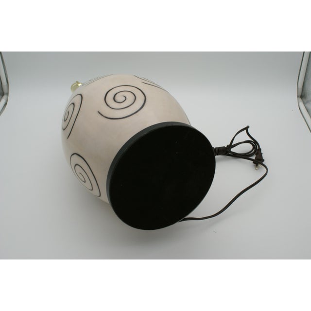 Ceramic Late 20th Century Black & Ivory Geometric Chulucanas Pottery Spiral Table Lamp For Sale - Image 7 of 8