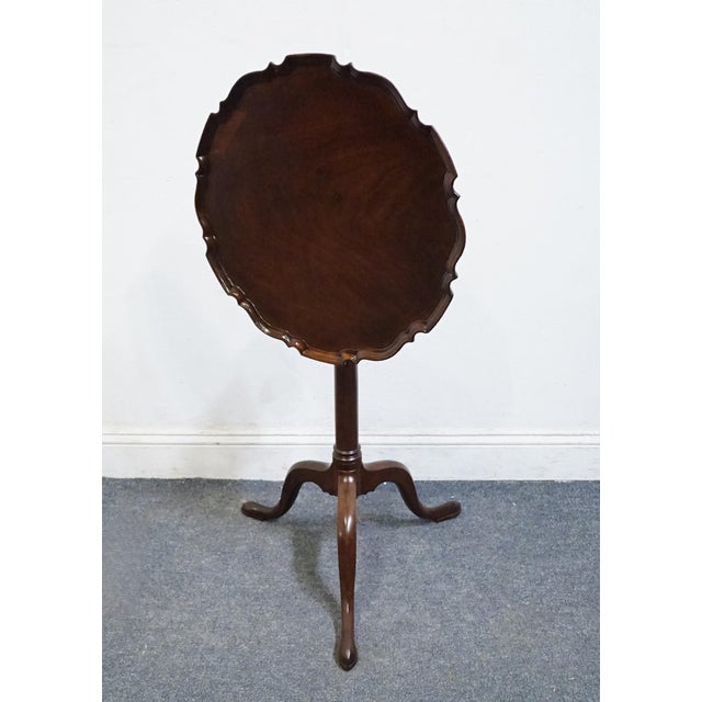Wood Vintage Antique Solid Mahogany Traditional Style 38" Round Pie-Crust Tilt-Top Accent Table For Sale - Image 7 of 8