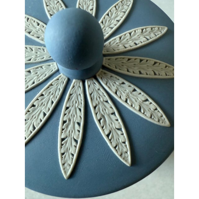 Vintage Wedgwood Jasperware Vanity Jar With Lid For Sale In Austin - Image 6 of 12