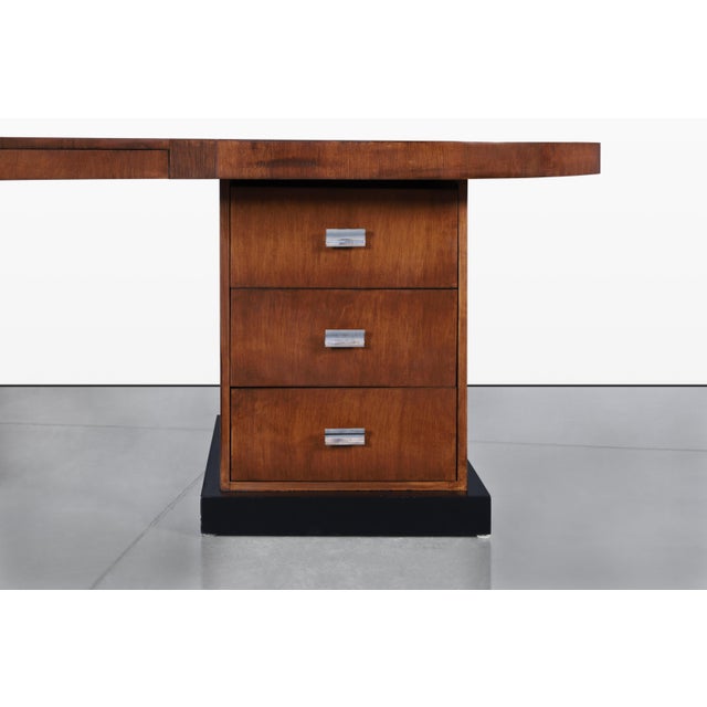 1980s Mid-Century Modern Sculptural Biomorphic Walnut Executive Desk For Sale - Image 5 of 14