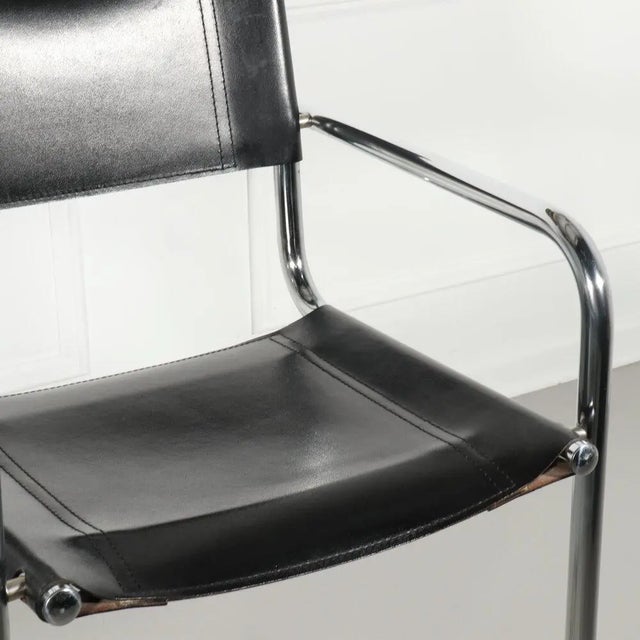 Mart Stam 1970s Pair of Italian Cantilever Chrome Leather Bar Stools For Sale - Image 4 of 12
