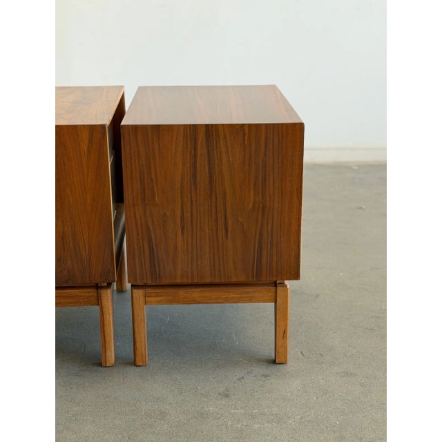 Mid 20th Century Nightstands by Kent Coffey - Pair For Sale - Image 15 of 15