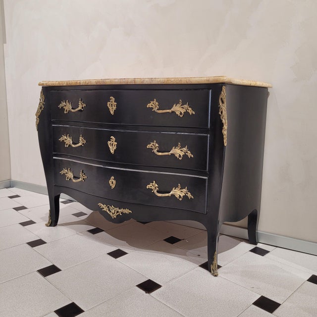 Louis XV Commode, Paris, France, 1900s For Sale - Image 15 of 18