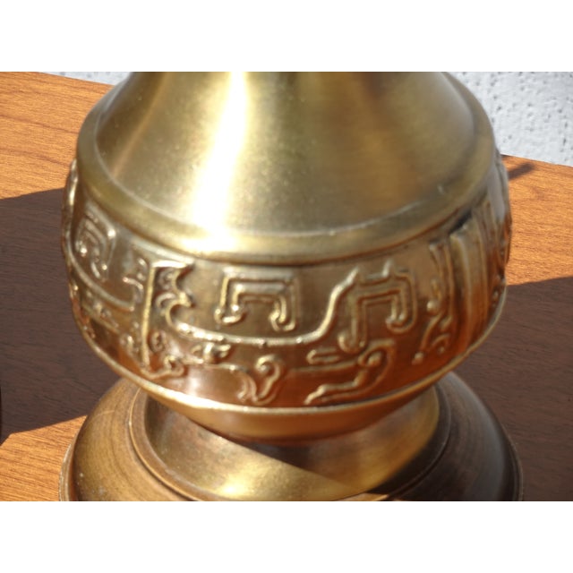 Pair of Vintage Mid Century Metal Table Lamps Lights W Lamp Shades For Sale - Image 10 of 11