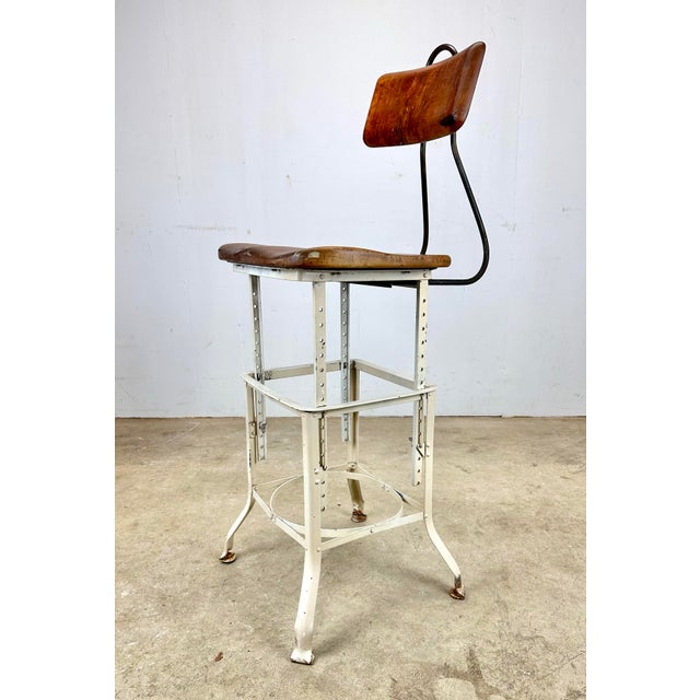 Mid-Century Modern 1940s Edward L. Koenig Sit-Rite Adjustable Industrial Work Chair Drafting Stool For Sale - Image 3 of 12
