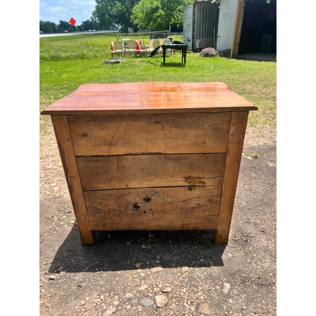 French 18th Century Louis XV Provincial Walnut Chest of Drawers or Commode For Sale - Image 10 of 12