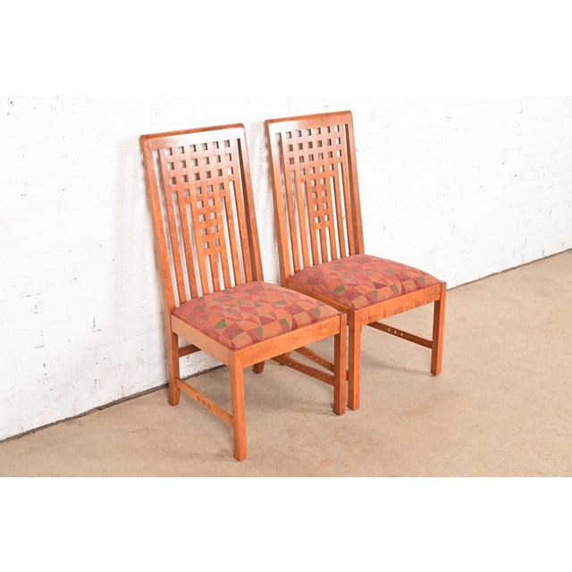L. & J.G. Stickley, Inc. Stickley Mission Arts & Crafts Cherry Wood Side Chairs or Dining Chairs in the Manner of Frank Lloyd Wright, Pair For Sale - Image 4 of 14