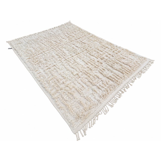 Rh Cabila Wool Rug – 9' × 12' Ivory | 87% Wool & 13% Cotton | Hand-Knotted High-Low Construction (2nd Piece) For Sale - Image 11 of 18