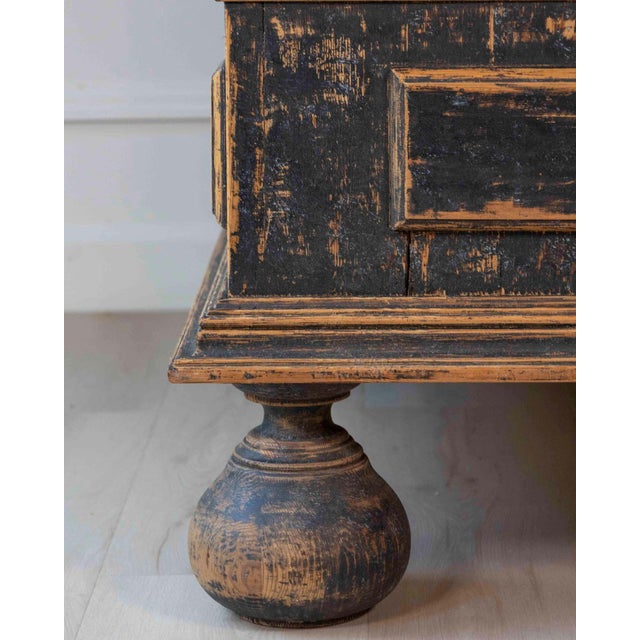 18th Century Baroque Two-Part Cabinet with Black Finish and Blue Interior For Sale In Atlanta - Image 6 of 17