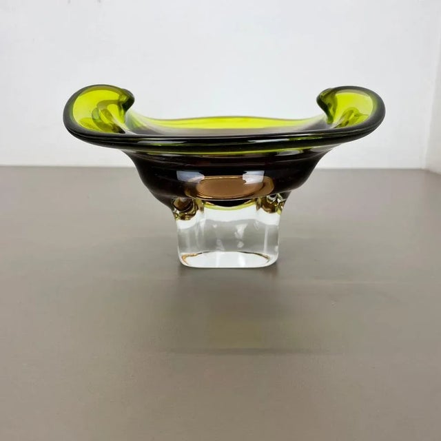 Multicolor Murano Glass Centerpiece Bowl with Shell Element, Murano, Italy, 1970s For Sale - Image 14 of 18