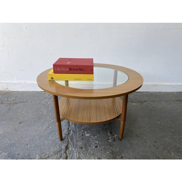 1960s Mid-Century Modern Circular Coffee Table from Schreiber For Sale - Image 5 of 8