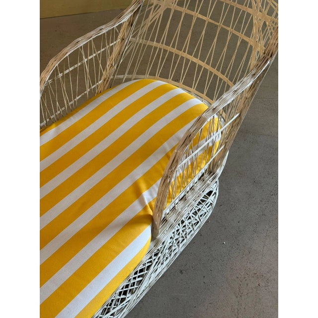 Mid-Century Modern Spun Fiberglass Lounge Chair by Russell Woodard, 1960s For Sale - Image 10 of 14