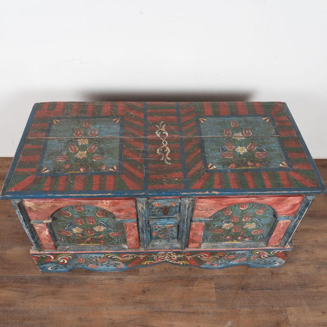 19th Century Original Blue and Red Painted Pine Large Flat Top Trunk For Sale - Image 4 of 15