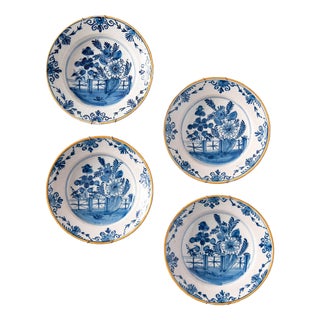 18th Century Dutch Delftware Blue and White Floral Plates, Set of 4 For Sale