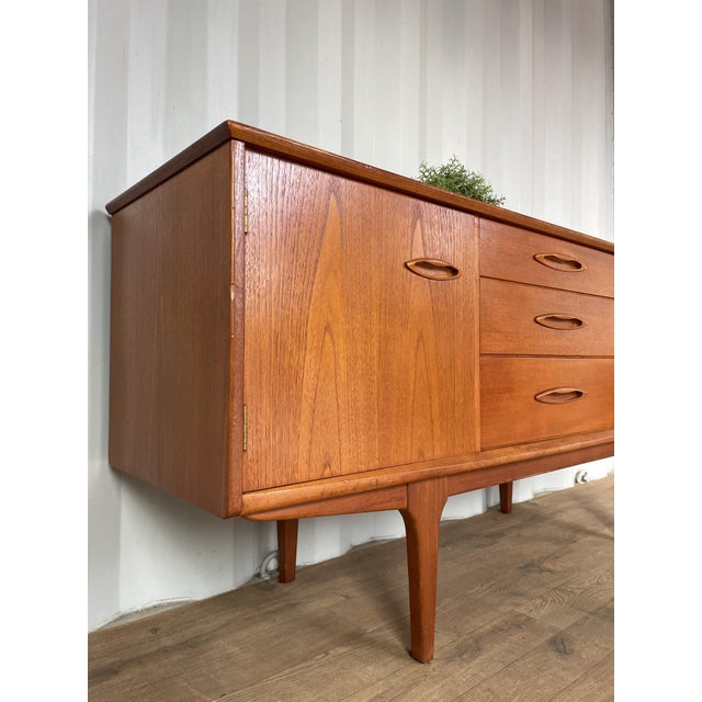 Mid-Century Modern Teak Sideboard from Jentique, 1960s For Sale - Image 16 of 18
