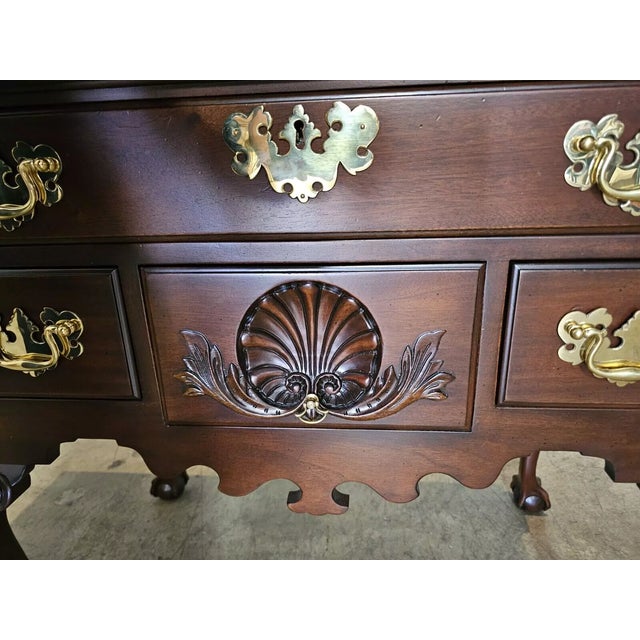 Colonial Edison Institute Henry Ford Chippendale Mahogany Lowboy Claw & Ball For Sale - Image 4 of 10