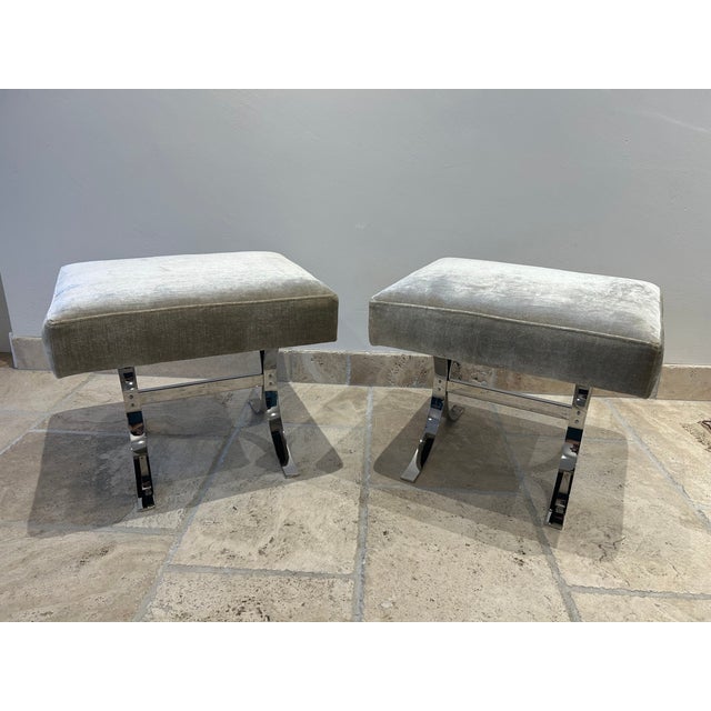 Silver 1970s Pair of Accent Stools, Ottomans in Chromed Steel & Velvet For Sale - Image 8 of 14