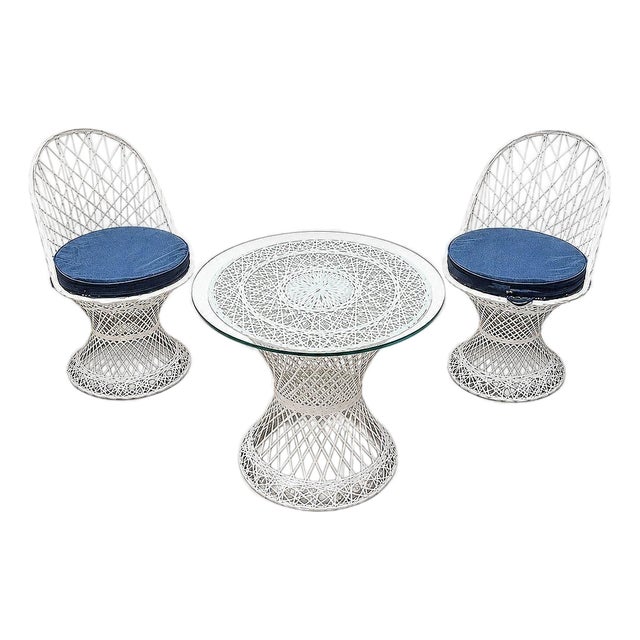 Mid Century Modern Spun Fiberglass Two Chairs & Table Outdoor Patio Set by Russell Woodard, Attributed For Sale