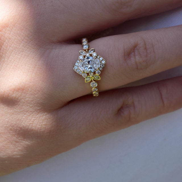 Not Yet Made - Made To Order Kai Oliveleaf Halo 1.34 CTW Oval Lab Grown Diamond Ring in 14k Gold (All Sizes Available) For Sale - Image 5 of 10