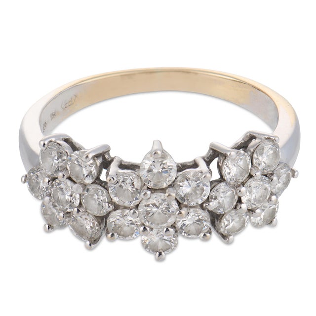 Contemporary Vintage 1.70 Carat Diamond 18k White Gold Floral Ring, Size 6.5 For Sale - Image 3 of 6