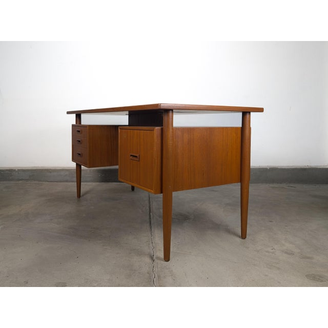 Mid-Century Modern 1960s Danish Modern Floating Top Teak Desk Attributed to Johannes Sorth for Bornholm Møbelfabrik For Sale - Image 3 of 18