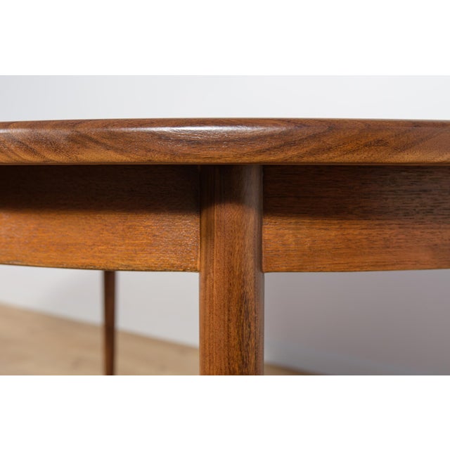 Mid-Century Modern Teak Oval Dining Table from G-Plan, United Kingdom, 1960s For Sale - Image 17 of 18