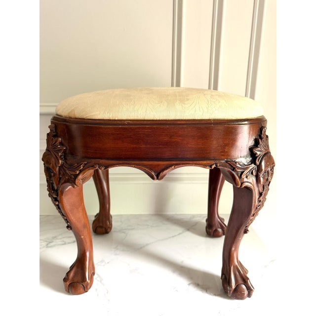 American Vintage Thornton White Charleston South Carolina Chippendale Style Carved Mahogany Footstool 18.25"h X17"x15" For Sale - Image 3 of 18