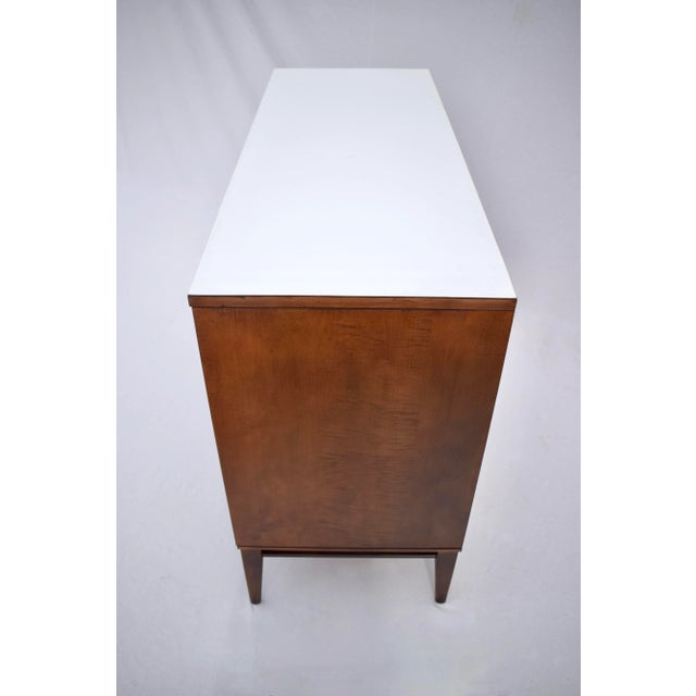 Mid-Century Modern Paul McCobb Chest of Drawers, Birch and Laminate For Sale In Philadelphia - Image 6 of 12
