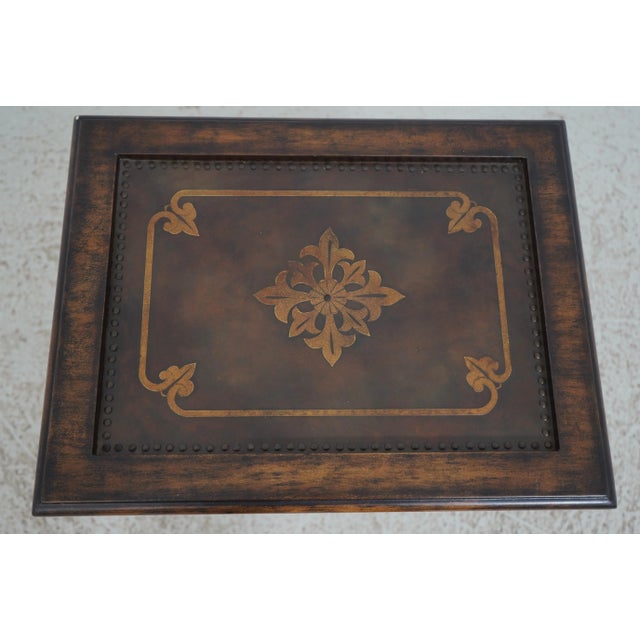 Traditional Continental Style Carved Base Occasional Table For Sale In Philadelphia - Image 6 of 12