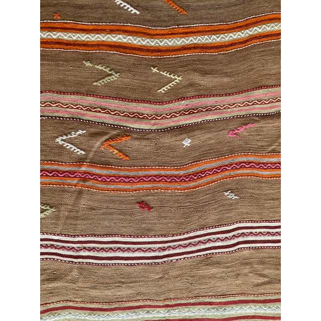 Brown Vintage Anatolian Kilim Rug, 1960s For Sale - Image 8 of 16