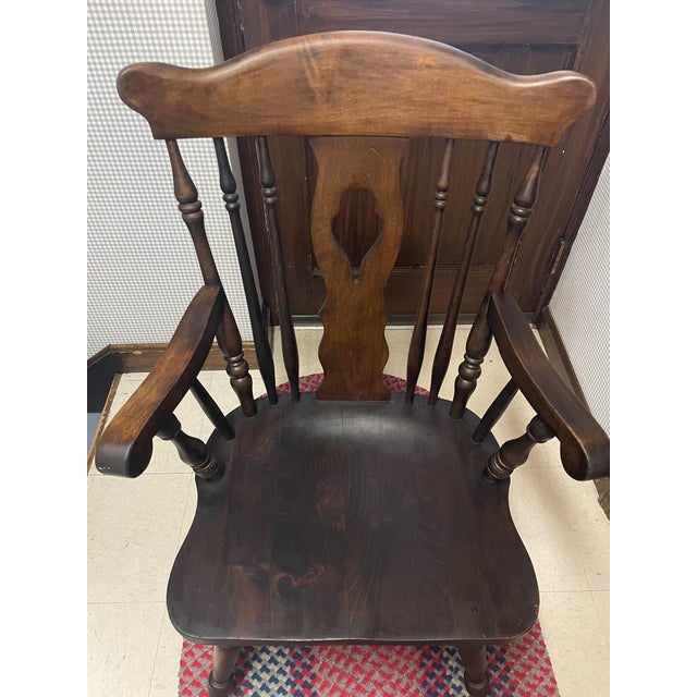 Mid-Century Nichols & Stone Windsor Arm Chair For Sale In New York - Image 6 of 10