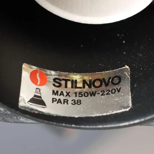 Green Vintage Wall Lamp in Green Enamelled Metal from Stilnovo, 1980s For Sale - Image 8 of 9