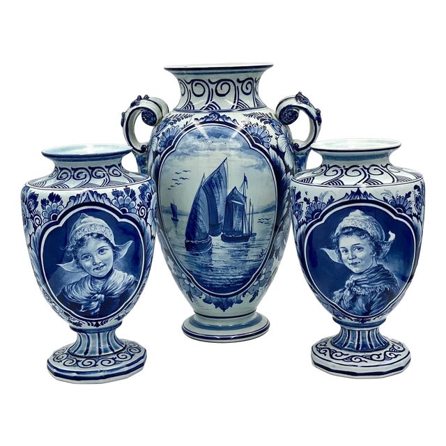 Antique German Blue Faience Vases from Delft Bonnie, 1890s, Set of 3 For Sale
